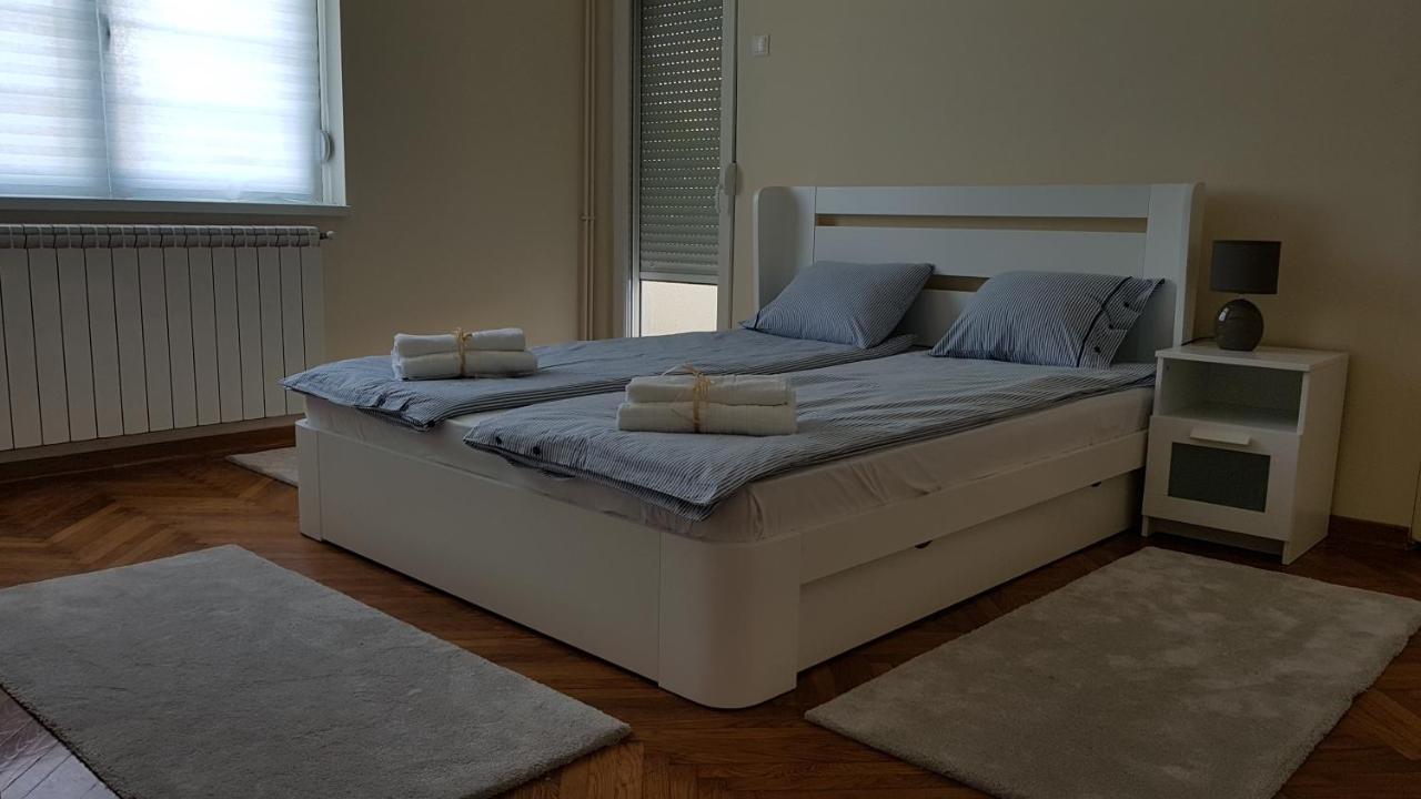 Gundulic Apartment เบลเกรด ภายนอก รูปภาพ
